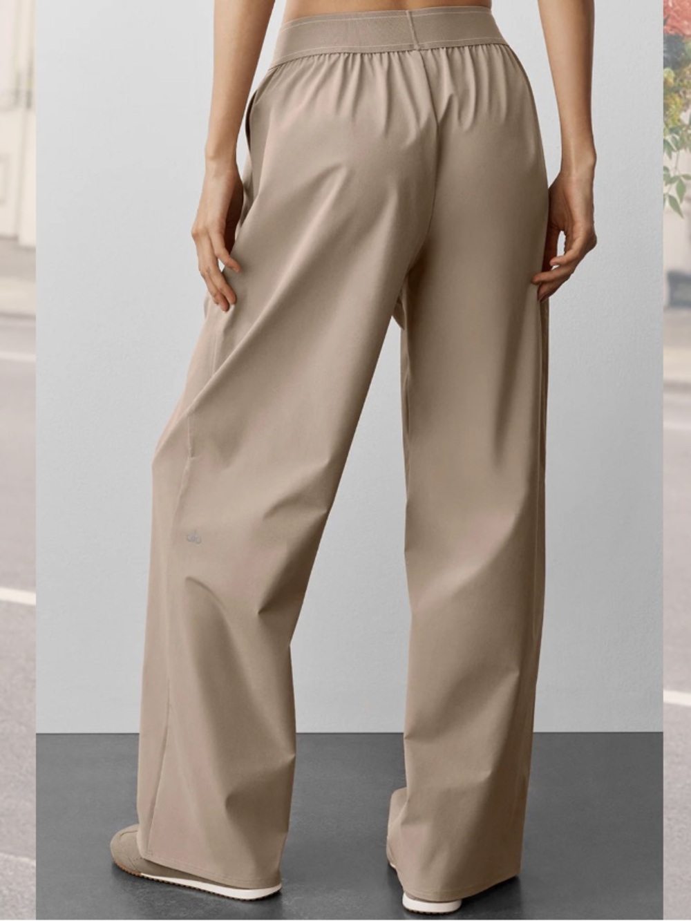 ALO Yoga Wide Leg High-Rise Pants in Taupe - Picture 4 of 6